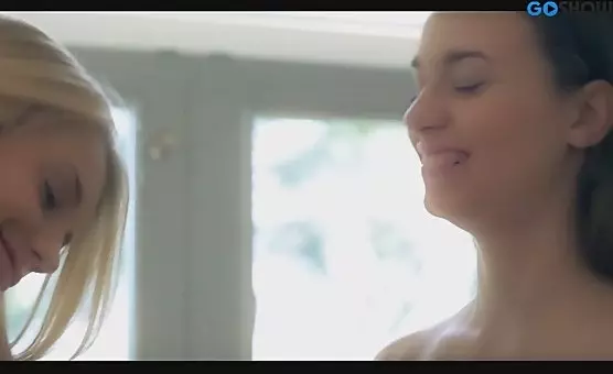 Blonde and Brunette Lesbian Oral Delight